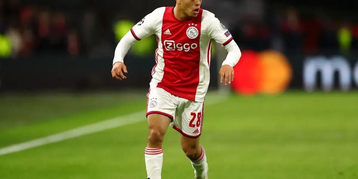 The Ajax defender is one of the alternatives that Barcelona considers if Nelson Semedo leaves the club. How could this help the US National Team?