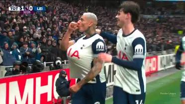 The Brazilian striker popped up to score Spurs' first goal in the 33rd minute