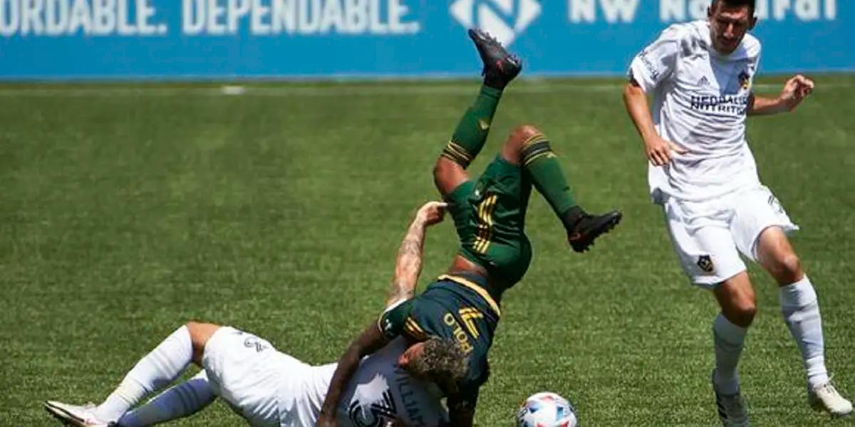 The disciplinary court modified its ruling and sanctioned the Mexican forward's partner more harshly