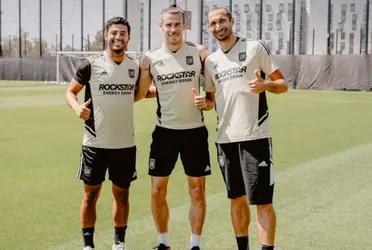 The fans have high expectations for the debut of these great players