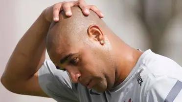 The former Brazilian player opened up and told us how he lives today