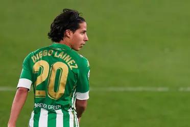 The future of Diego Lainez is not in Benito Villamarín. After two and a half years at Real Betis, the Mexican has not proven himself.