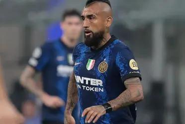 The Inter Milan midfielder went viral again on social networks, generating the admiration of his followers. The Chilean arrived at his team's training sessions with an old Fiat Panda.