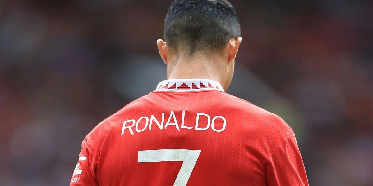 The option of Cristiano Ronaldo moving out in the coming weeks has resurfaced, with Chelsea a serious candidate to obtain his services.