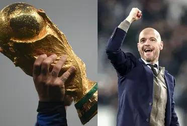 The player who would arrive at Manchester United in the following season