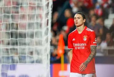 The Red Devils are looking to replace Edinson Cavani.