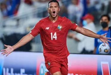 The striker is one of the most dangerous offensive weapons of the Canal team.