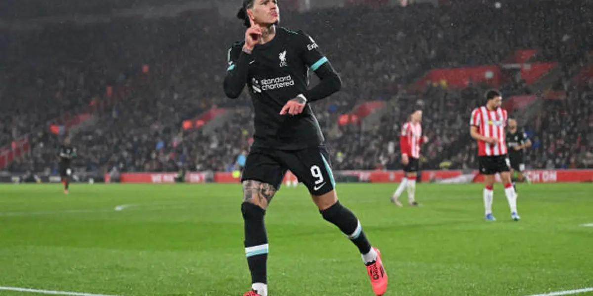 The Uruguayan striker responded to the critics with a very striking celebration