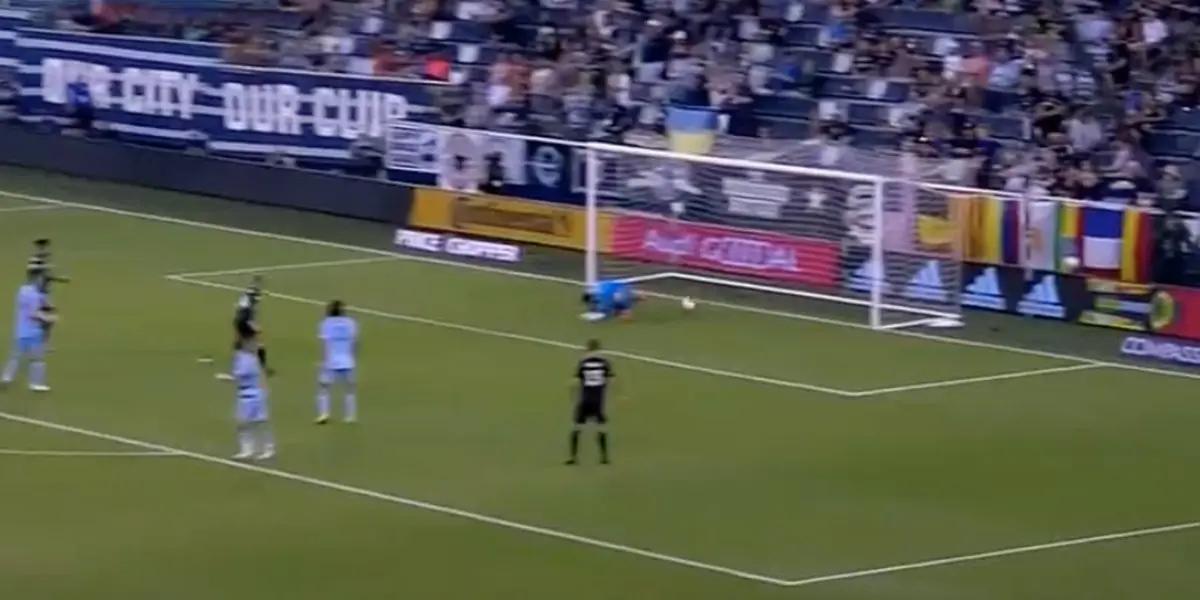 This incredible mistake occurred in the game between Austin and Sporting Kansas City