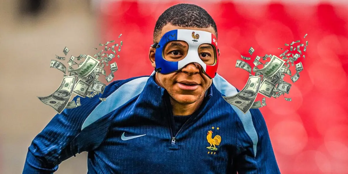 Kylian Mbappé wears a mask during the French training session and flying money is next to him. (Source: Fabrizio Romano X)