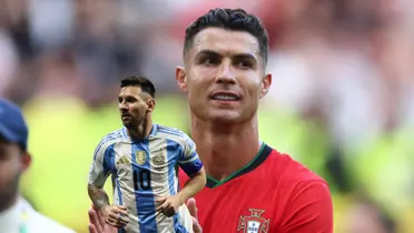 Lionel Messi runs with the Argentina jersey on and Cristiano Ronaldo claps with the Portugal jersey on. (Source: Messi Xtra X, GOATTWORLD X)