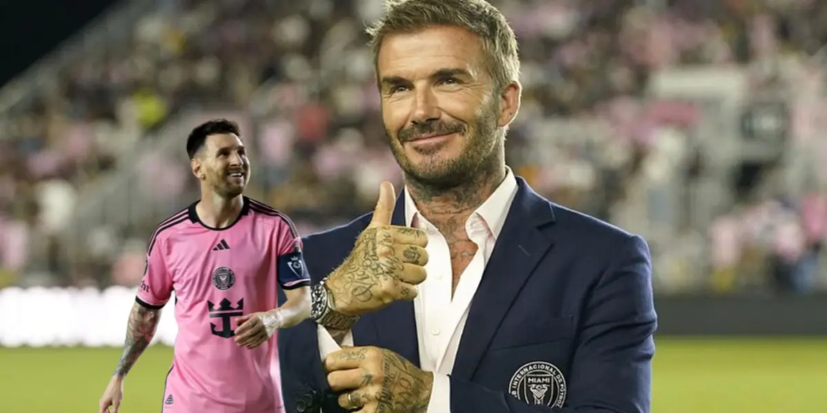 Lionel Messi smiles as he looks up and wears the Inter Miami jersey and David Beckham smiles and throws a thumbs up. (Source: Inter Miami X, LAPRESSE)