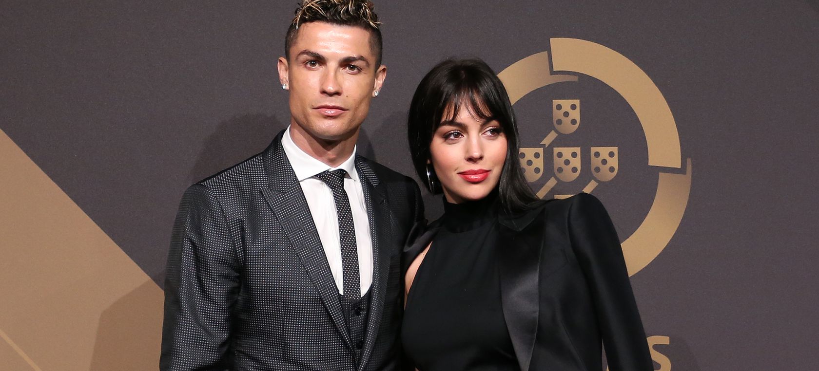 How is Georgina Rodríguez in privacy and who does the housework between her  and Cristiano Ronaldo?